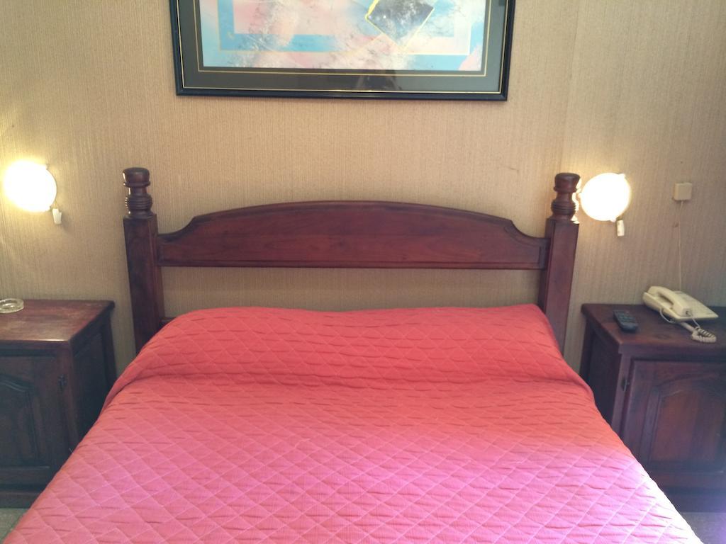 Hotel Cordoba Villa Carlos Paz Room photo